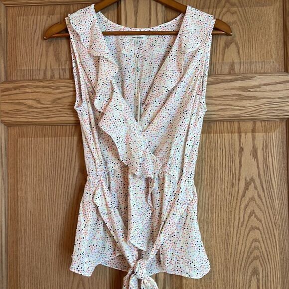 MAX STUDIO Sleeveless Polkadot Blouse *NWT* - Picture 3 of 10